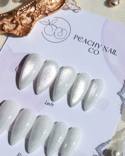 Snowlight Cat Eye — Extra Short