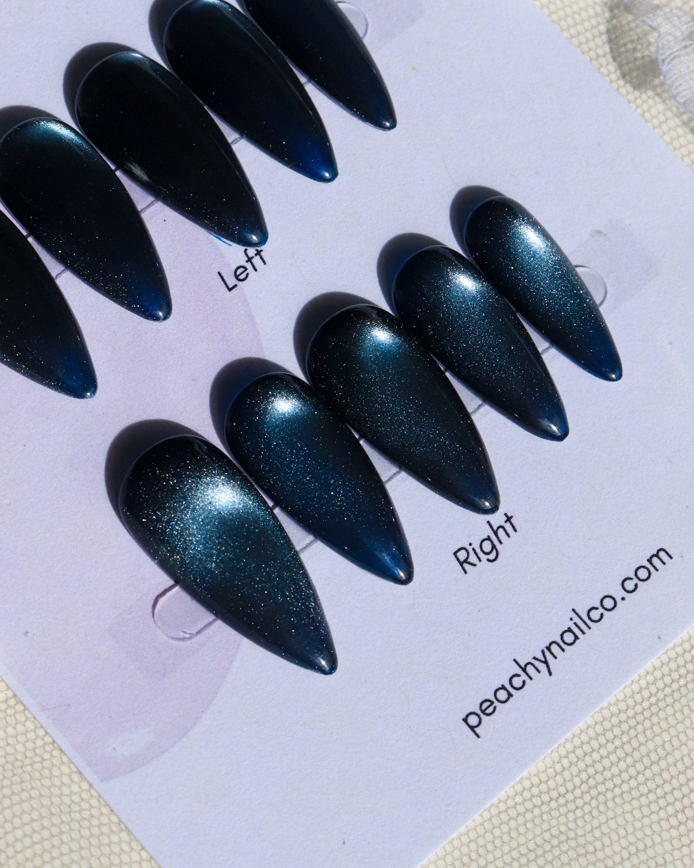 Sapphire Cat Eye Light Chasing