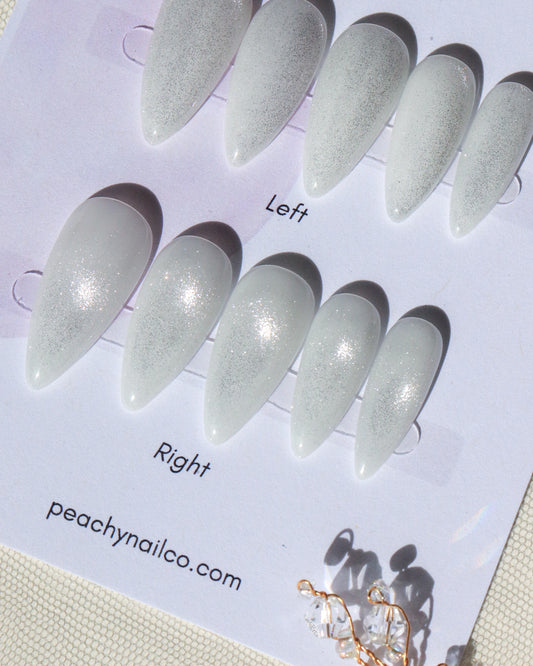 Snowlight Cat Eye Light Chasing — Extra Short